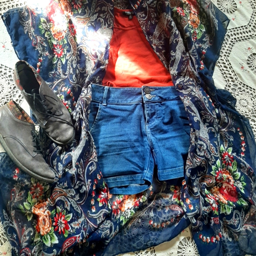 Flowy sheer top/cover-up